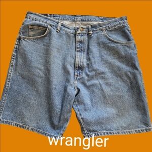 Wrangler Vintage Denim Dad Shorts 39x8.5 Paint Stains